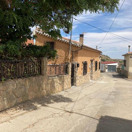 Casa Rural Neira Almenara de Tormes 外观 照片