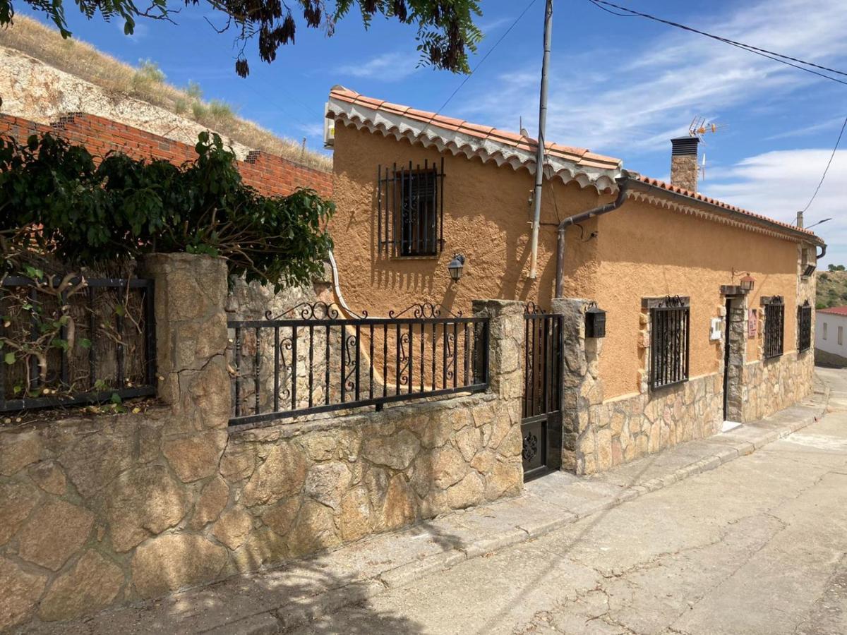 Casa Rural Neira Almenara de Tormes 外观 照片