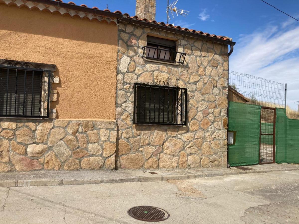 Casa Rural Neira Almenara de Tormes 外观 照片